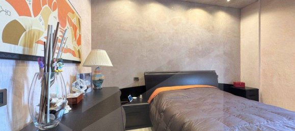 5-salle Appartement à Triggiano, Italy No. 17913 17