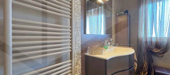 5-salle Appartement à Triggiano, Italy No. 17913 30