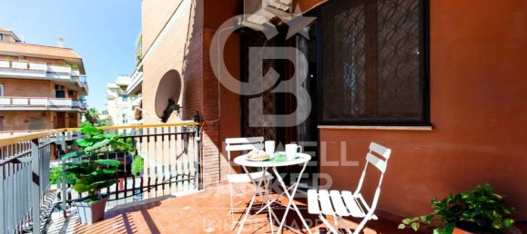 2 chambres Appartement à Rome, Italy No. 259170 5