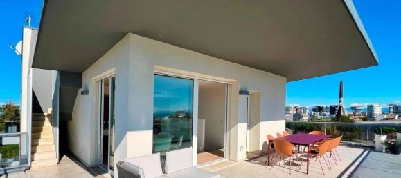 4 غرف نوم بانتهاوس في Udine, Italy رقم 334916 11