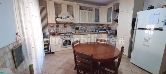 3 bedrooms Apartment in Taranto, Italy No. 42397 11