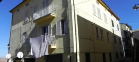 5 bedrooms Apartment in Pescopagano, Italy No. 333102 4