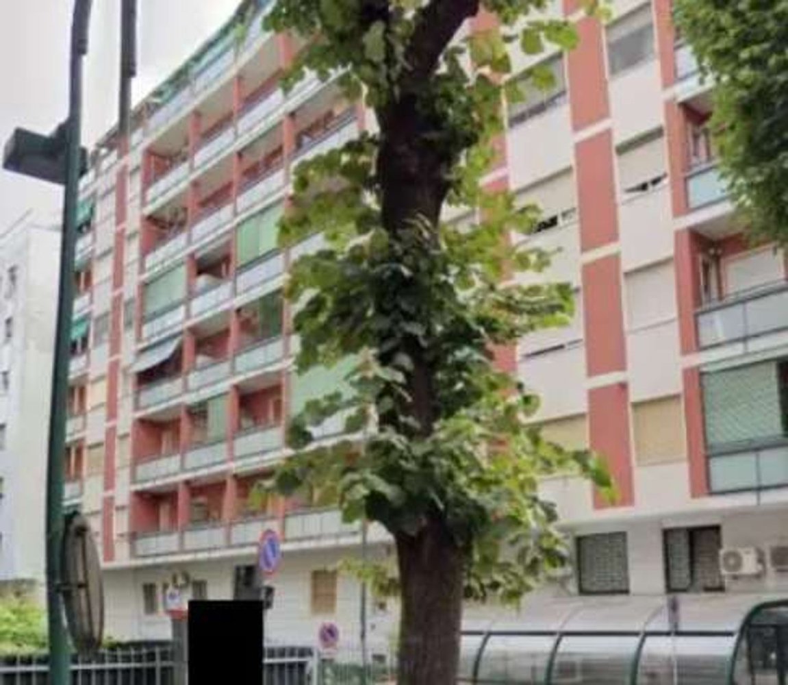 4 rooms Apartment in Sesto San Giovanni, Italy No. 310623