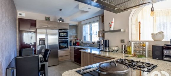 4 bedrooms House in Muzillac, France No. 280122 8