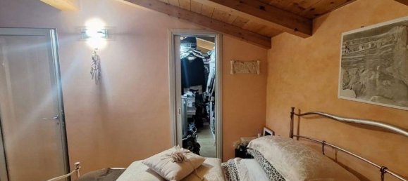 3 bedrooms Apartment in Foligno, Italy No. 330435 5