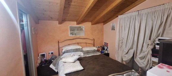 3 bedrooms Apartment in Foligno, Italy No. 330435 6