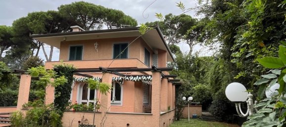 6 bedrooms Villa in Forte dei Marmi, Italy No. 81548 10