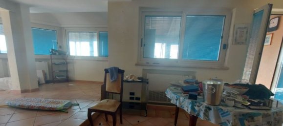 Квартира с 5 спальнями в Рим, Италия № 318843 10