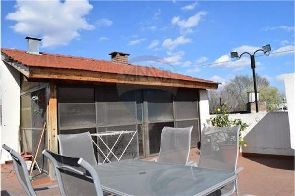 3 bedrooms House in General San Martin, Argentina No. 76609