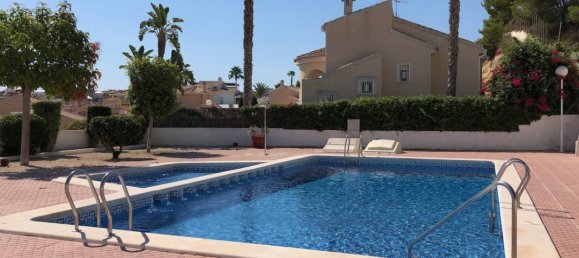 Villa de 4 dormitorios en Ciudad Quesada, Spain No. 8560 25