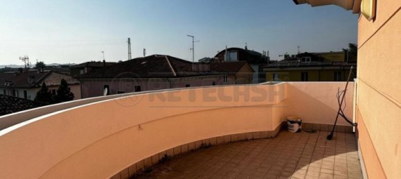 2 bedrooms Apartment in Vicenza, Italy No. 121654 18