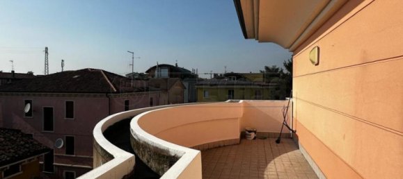 2 bedrooms Apartment in Vicenza, Italy No. 121654 14