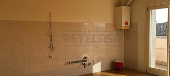 2 bedrooms Apartment in Vicenza, Italy No. 121654 13