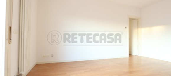 2 bedrooms Apartment in Vicenza, Italy No. 121654 4