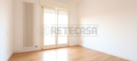 2 bedrooms Apartment in Vicenza, Italy No. 121654 9
