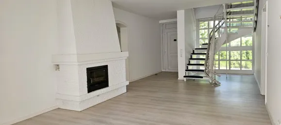 Дом с 9 комнатами в Фрисландия, Германия № 354541 4