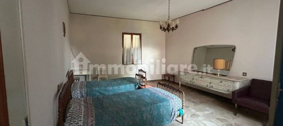 Villa de 3 dormitorios en Ziano Piacentino, Italy No. 323952 8