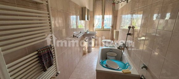 Villa de 3 dormitorios en Ziano Piacentino, Italy No. 323952 16