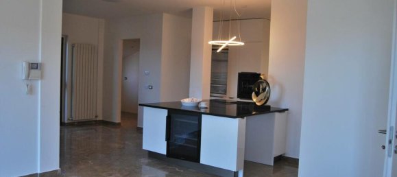 3 غرف نوم فيلا في Magione, Italy رقم 53550 11