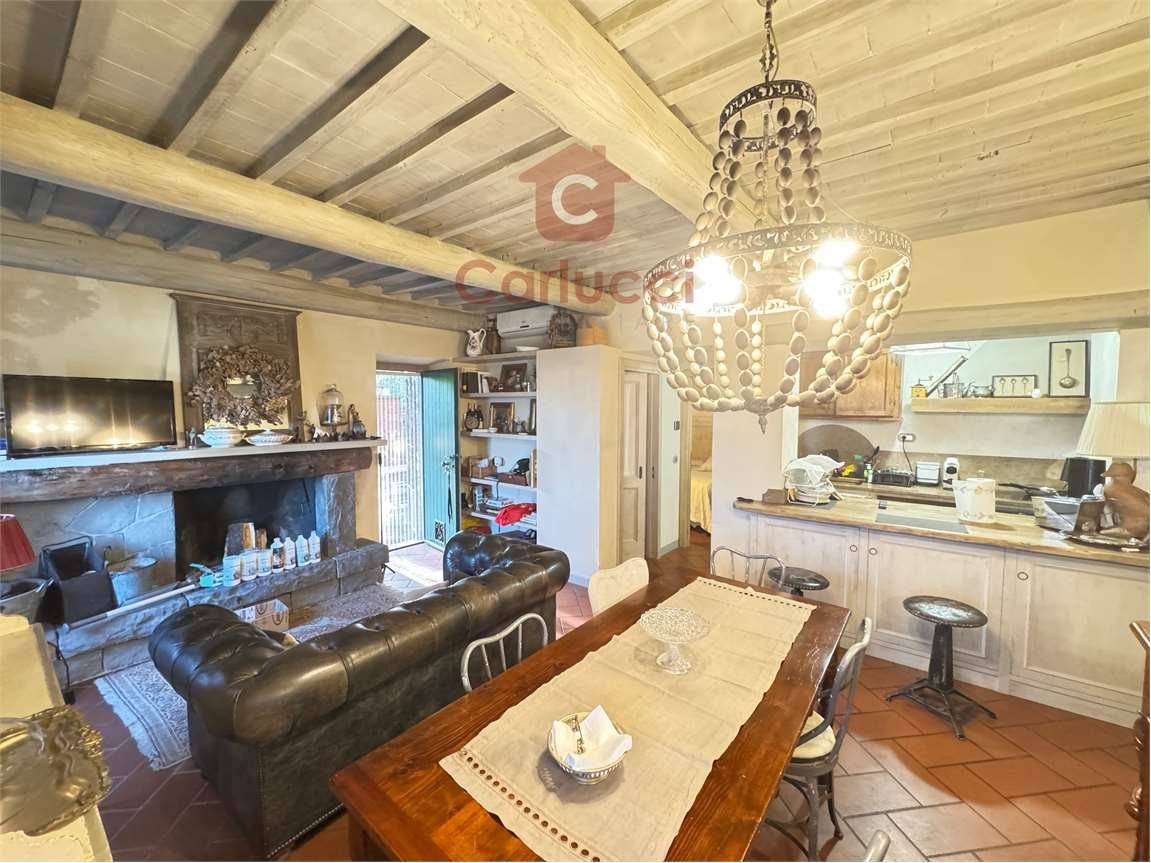 2 غرف نوم شقة في Massa e Cozzile, Italy رقم 289224