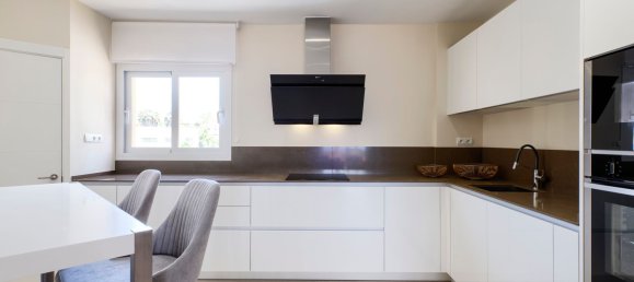 3 Schlafzimmer Penthouse in Estepona, Spain, Nr. 92614 10