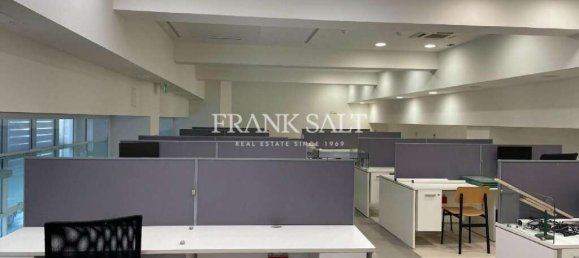 Bureau à Saint Julian's, Malta 315m² No. 12764 3