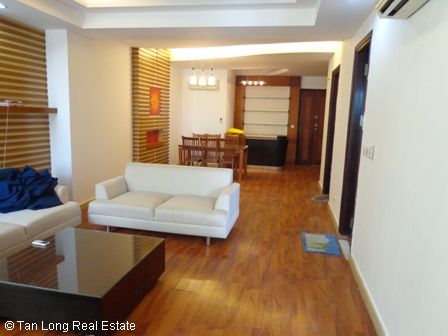 3 bedrooms Apartment in Tay Ho, Vietnam No. 5958