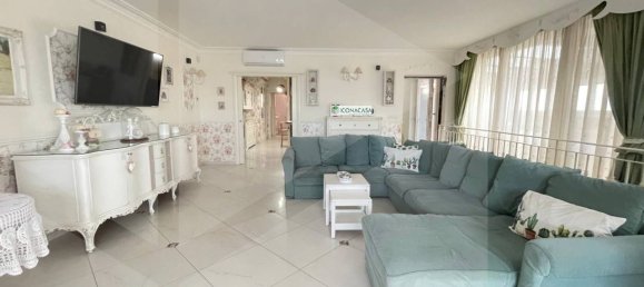 Apartamento de 6 habitaciónes en Manfredonia, Italy No. 226721 9