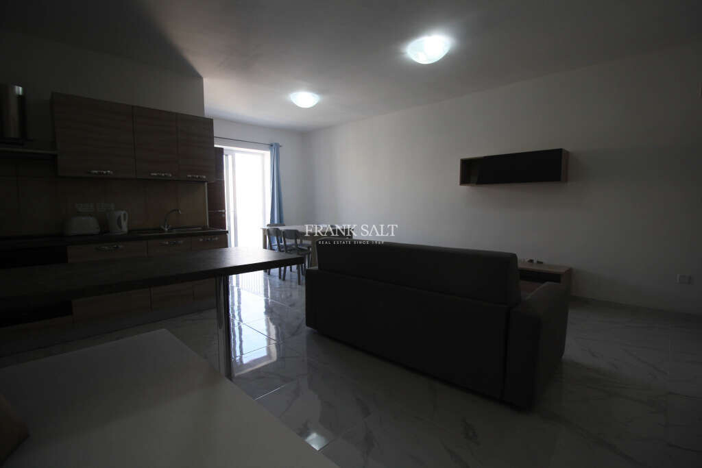 Квартира с 1 спальней в Swatar, Мальта № 9618