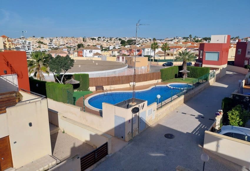 3 bedrooms House in Alicante, Spain No. 164224