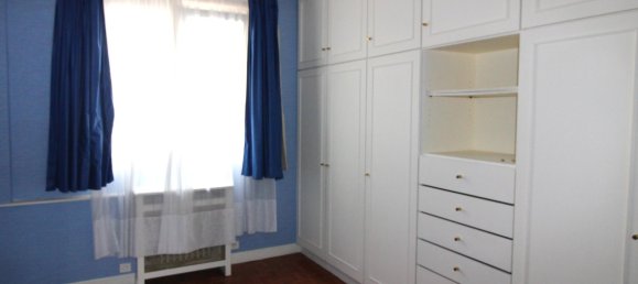 3 bedrooms Apartment in Bourg-la-Reine, France No. 280132 6