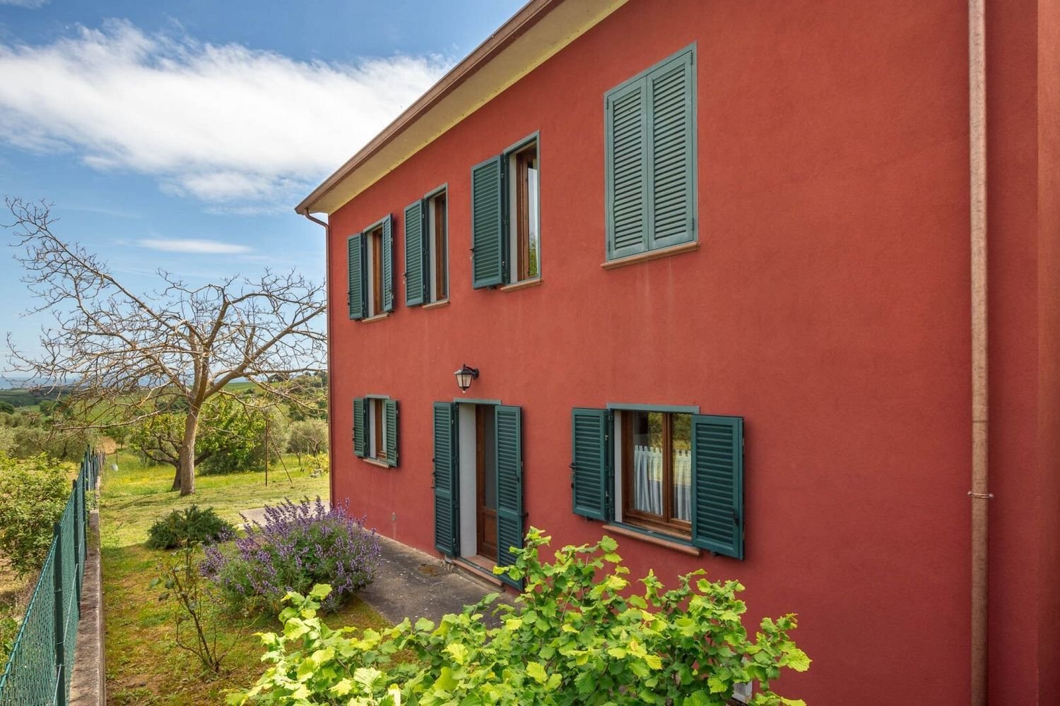 9 rooms Villa in Castiglione del Lago, Italy No. 58055