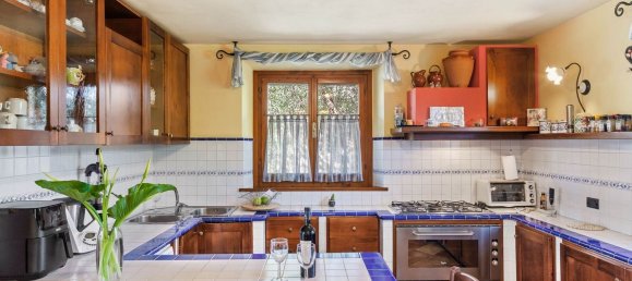 9 rooms Villa in Castiglione del Lago, Italy No. 58055 7