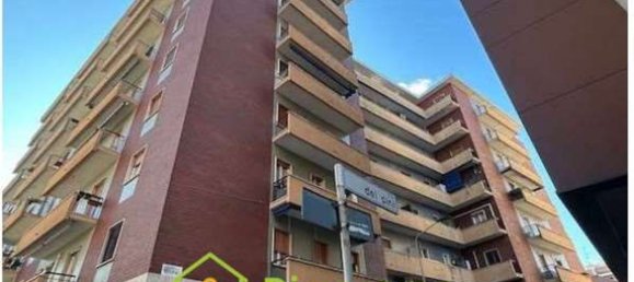 3 rooms Apartment in Melegnano, Italy No. 4659 2