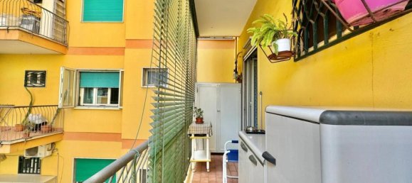 4 rooms Apartment in Naples, Italy No. 22660 6