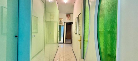 4 rooms Apartment in Naples, Italy No. 22660 23
