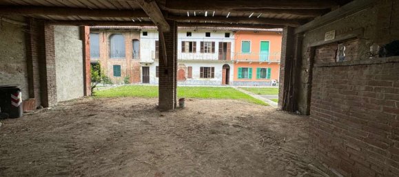 4 bedrooms House in Sciolze, Italy No. 128527 19