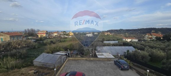 6 rooms Apartment in Francavilla al Mare, Italy No. 127921 12