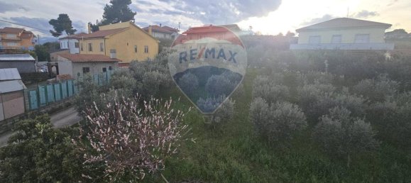 6 rooms Apartment in Francavilla al Mare, Italy No. 127921 10