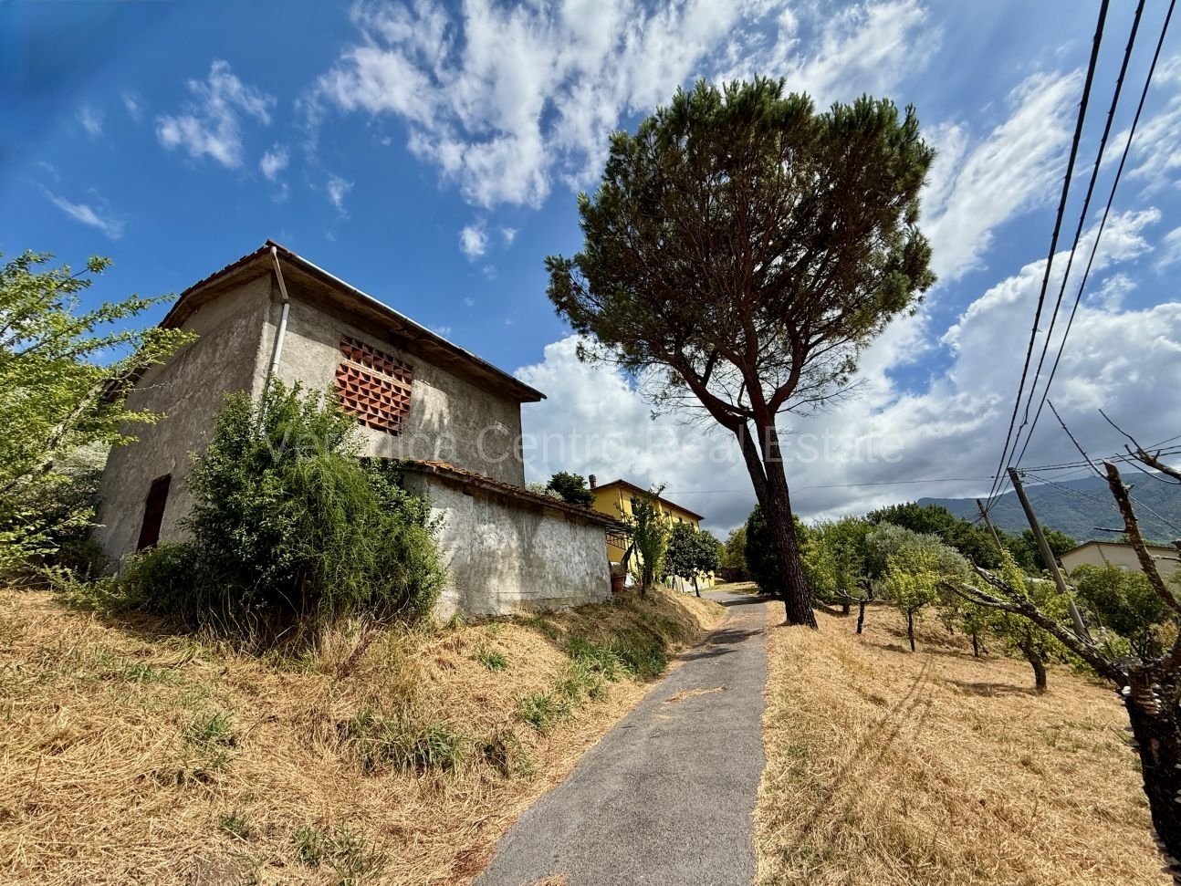 4 غرف نوم منزل في Lucca, Italy رقم 270897