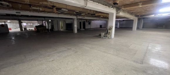 1650m² Commercial property in Barcelona, Spain No. 112497 10