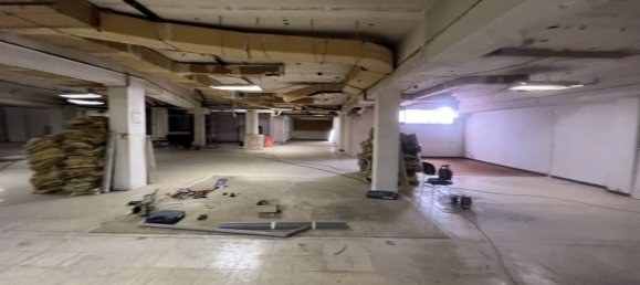 1650m² Commercial property in Barcelona, Spain No. 112497 17