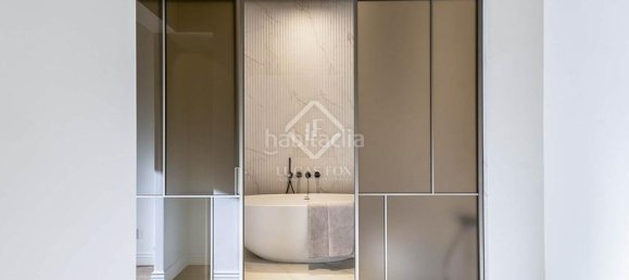 4 غرف نوم شقة في Eixample, Spain رقم 58666 30