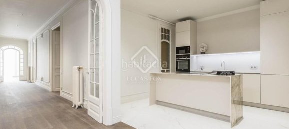 4 غرف نوم شقة في Eixample, Spain رقم 58666 11