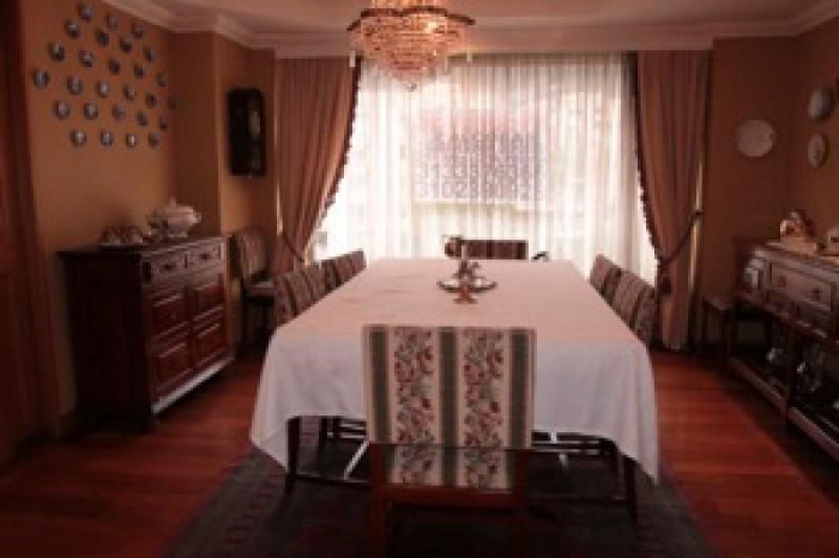 2 bedrooms House in Bogota, Colombia No. 13151