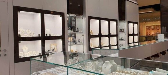 73m² Commercial property in Lecco, Italy No. 152100 5