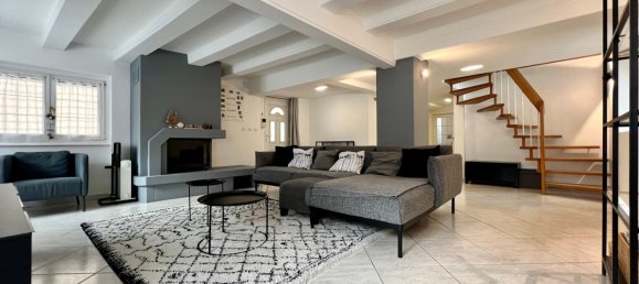 4 bedrooms House in Oberschaeffolsheim, France No. 155852 2