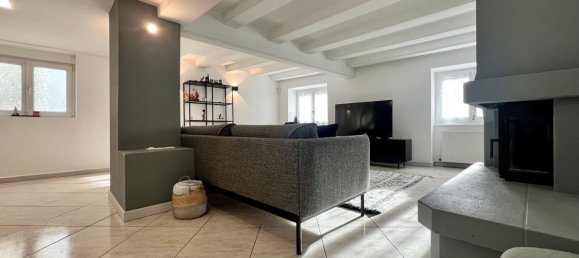 4 bedrooms House in Oberschaeffolsheim, France No. 155852 8