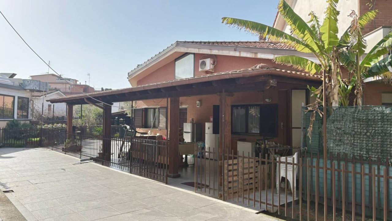 5-Zimmer Haus in Rome, Italy, Nr. 27705