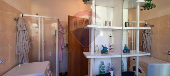 2-salle Appartement à Invorio, Italy No. 292548 14